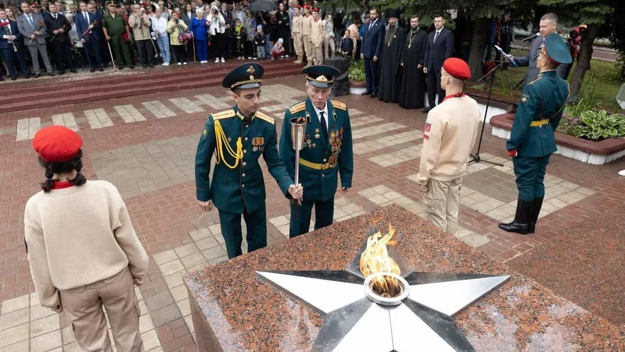 В Чехове зажгли Вечный огонь в память о ветеранах и погибших в ВОВ и в локальных войнах