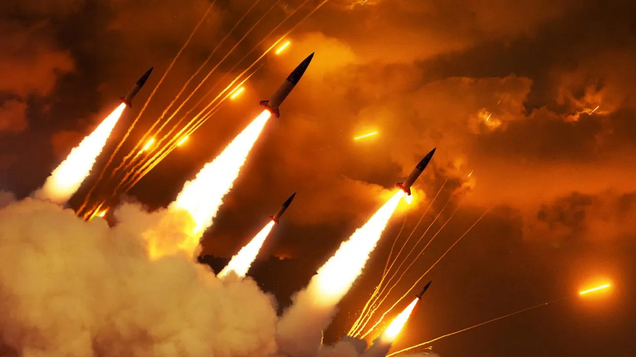 Иран готов ударить по Ормузскому проливу: миру грозит энергетический коллапс