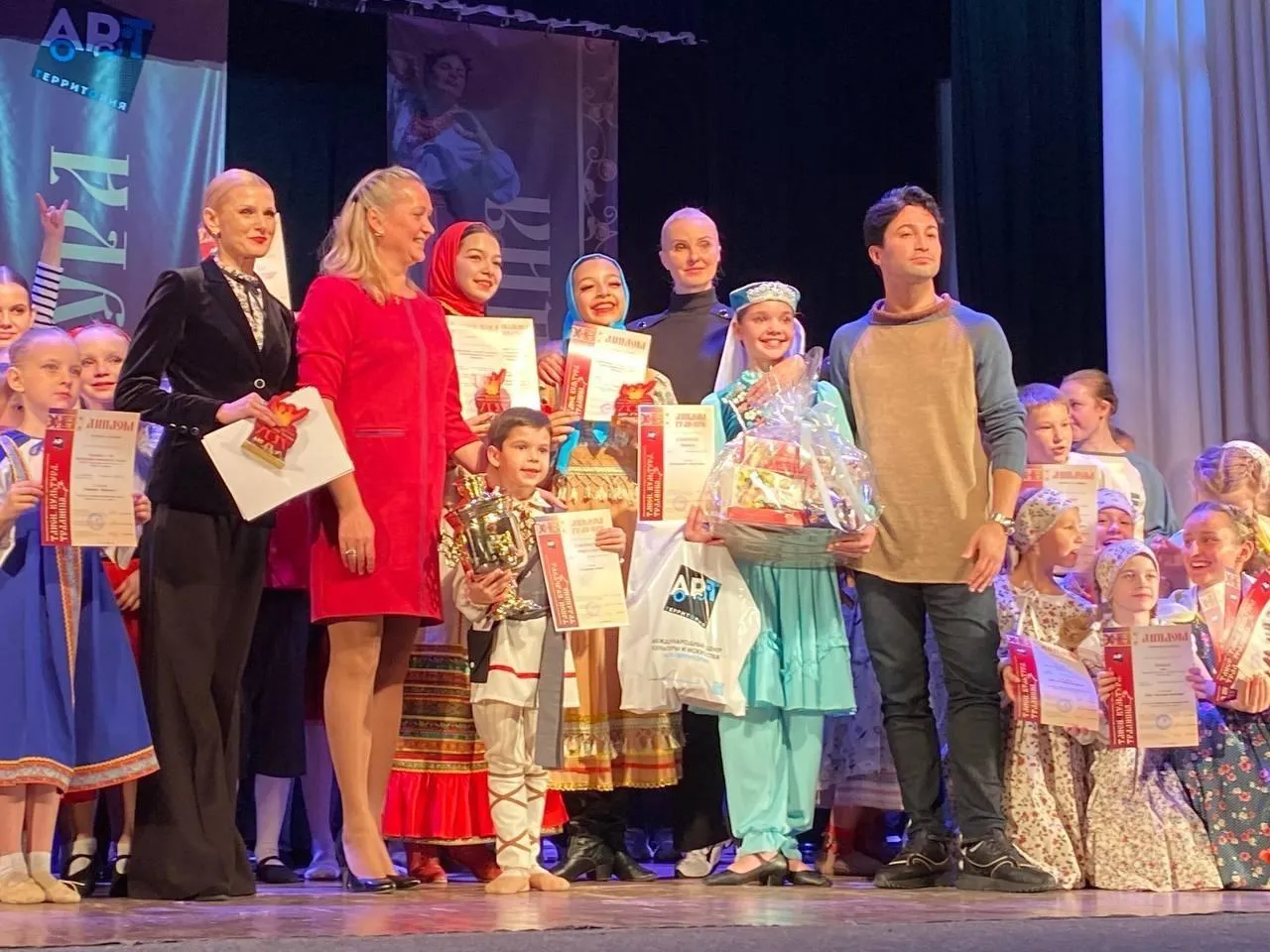 Фото: Оксана Губернаторова