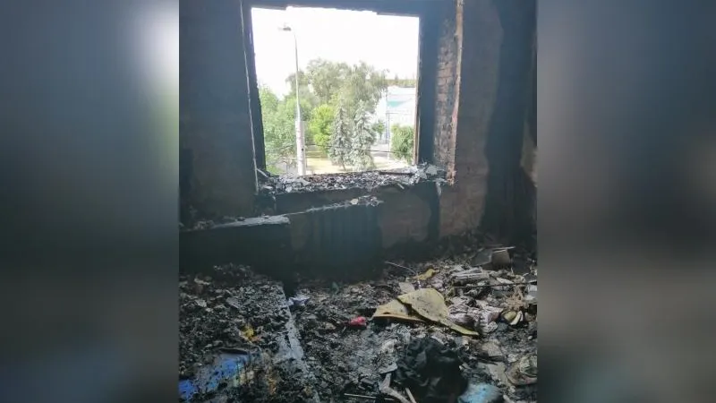 Старушка, которую внук на руках вынес из горящей квартиры, скончалась