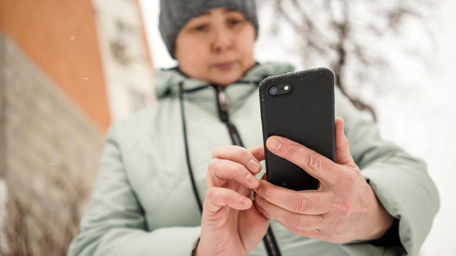 Мобильные телефоны