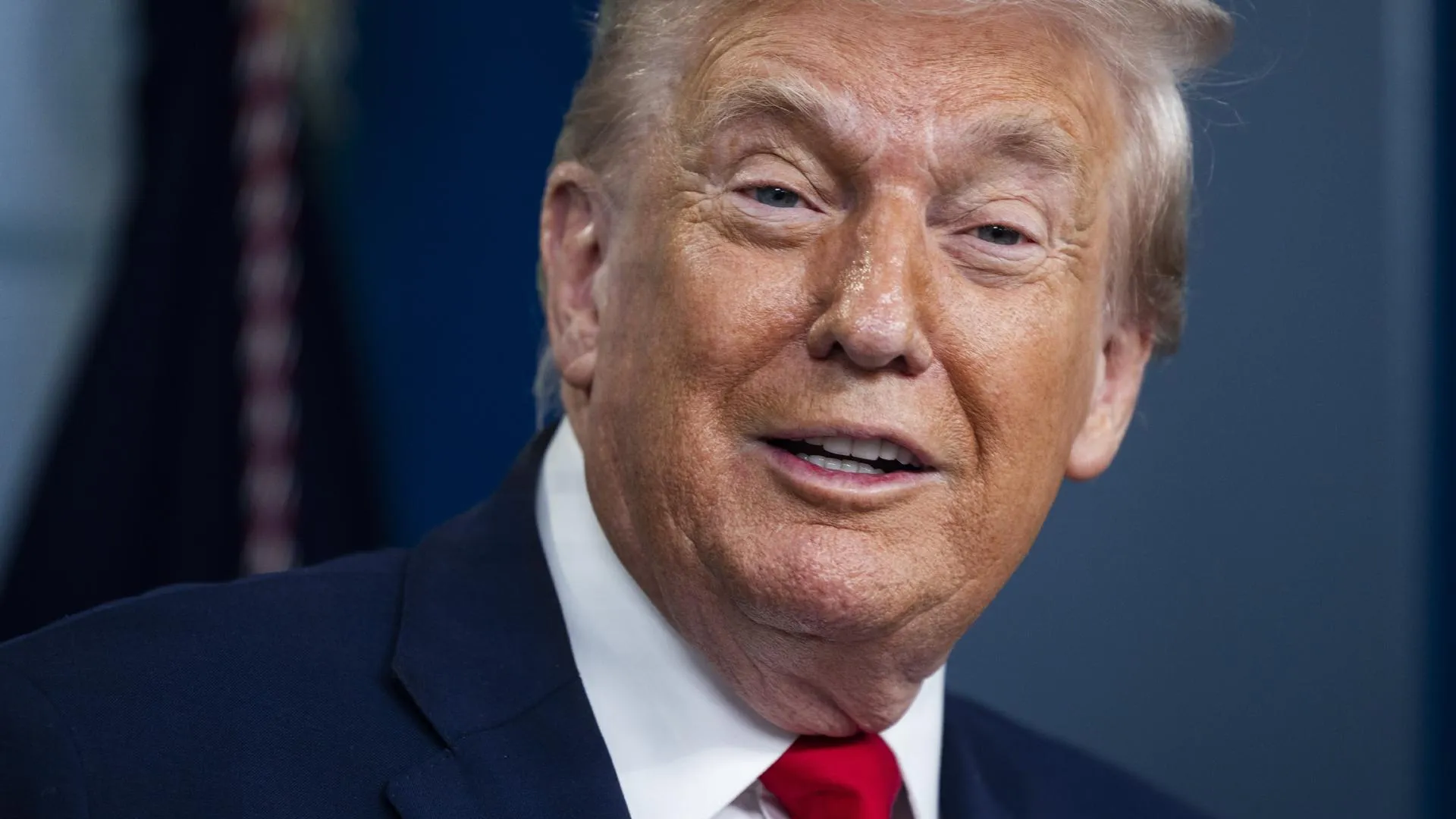 Jim LoScalzo — Pool via CNP/Consolidated News Photos