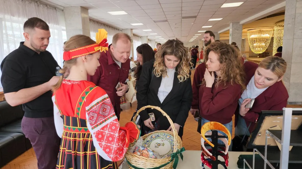 REGIONS/Кристина Ларина