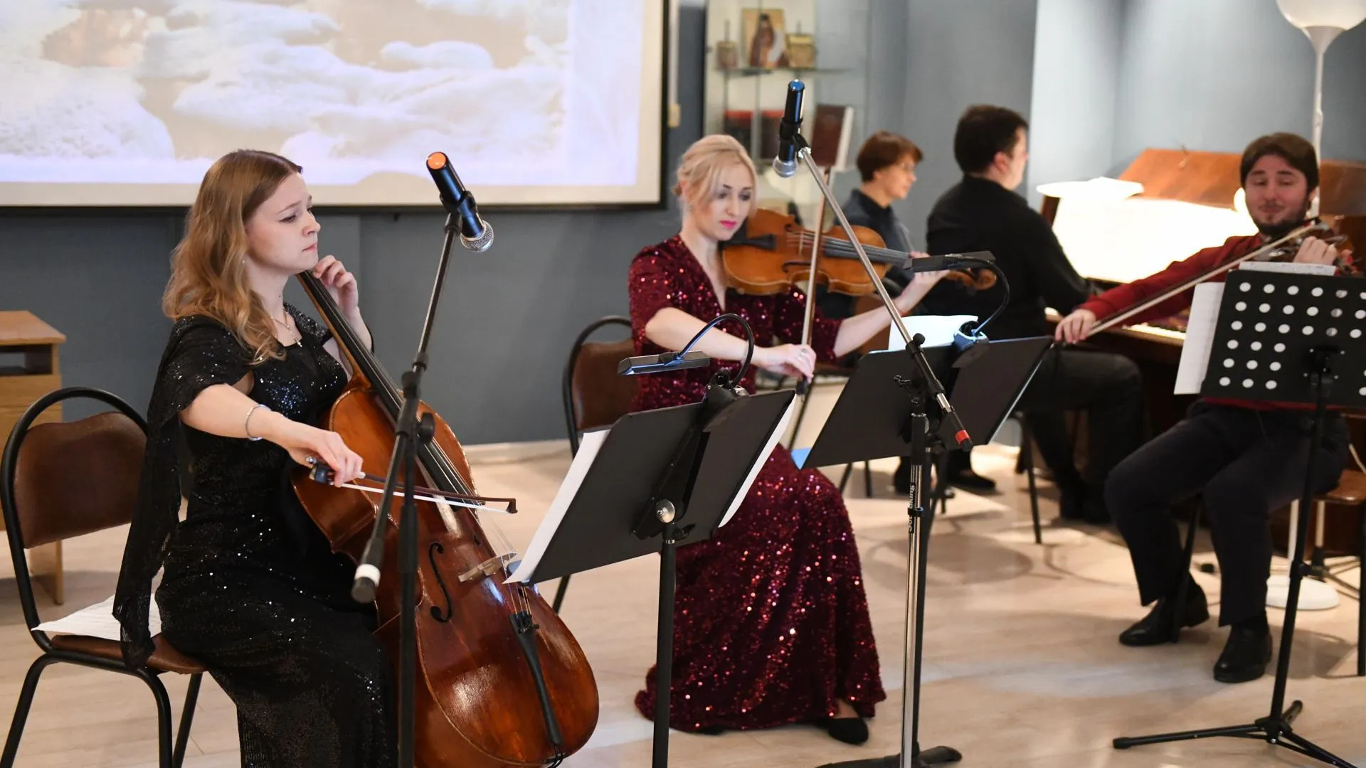 Фото, видео: Владимир Думчев