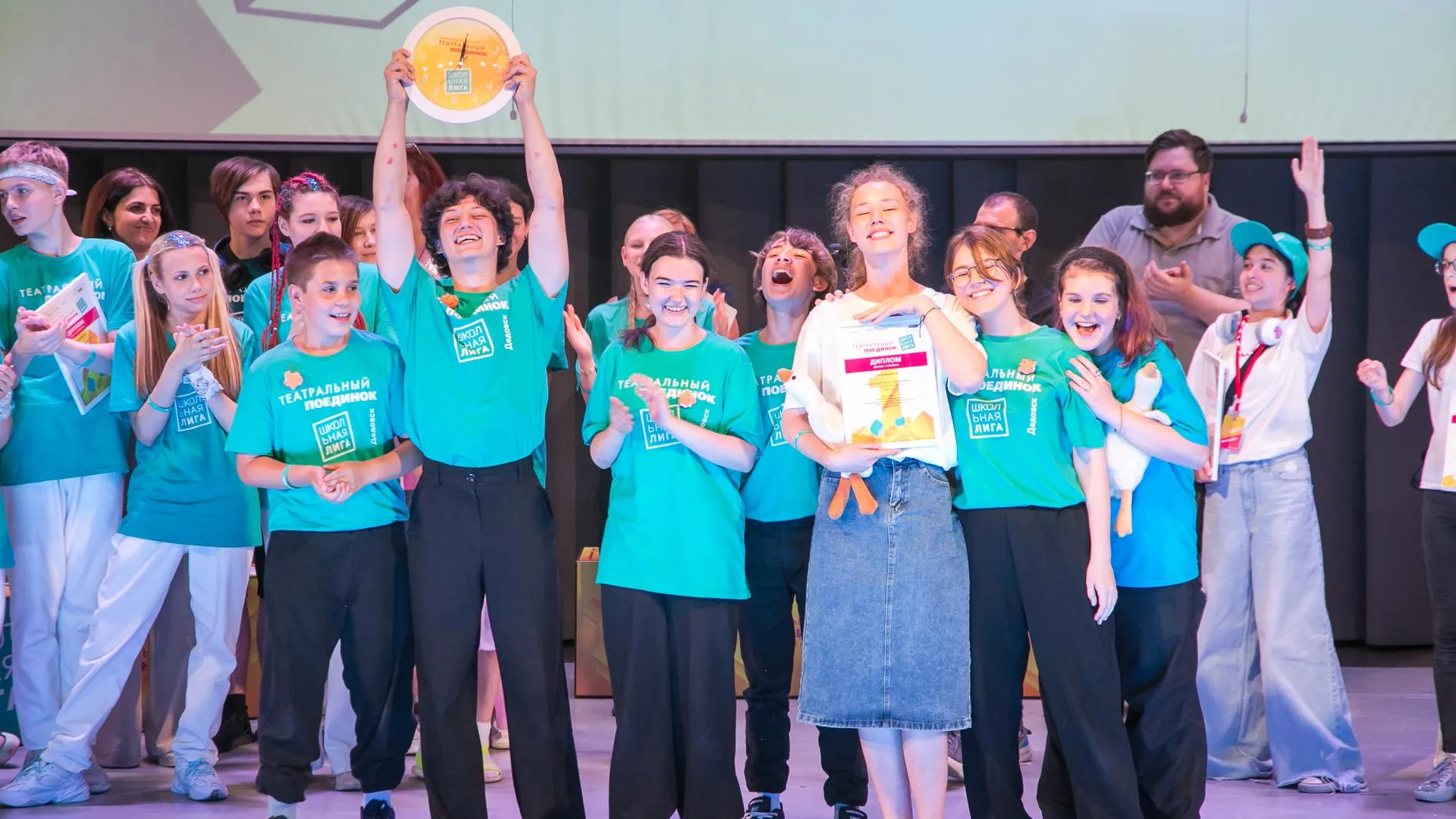 Фото: Молодежный проект «Театральный поединок. Школьная лига»