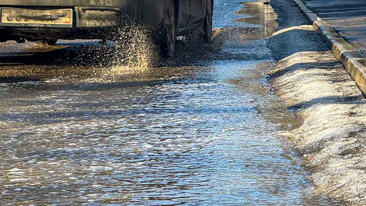 Вода зашла на участки и в жилые дома: как губернатор Середюк оценил паводковую ситуацию в Кузбассе