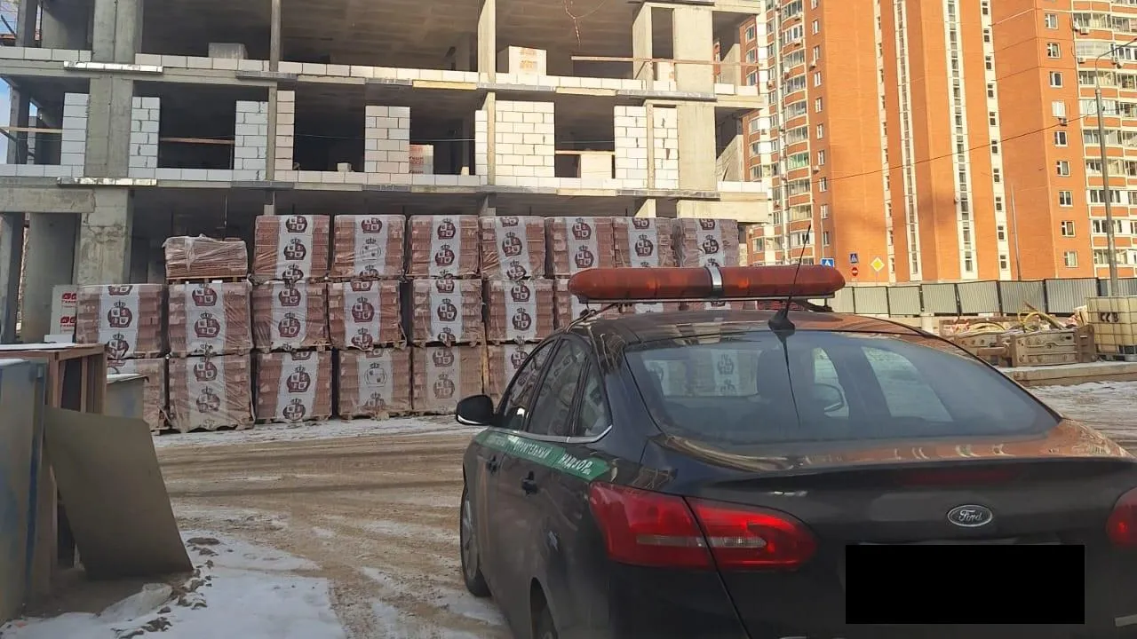 Ход строительства нового корпуса «Квартала Авиаторов» проверили в Балашихе