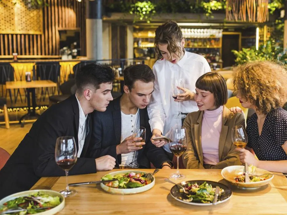 Покажи свое лицо: в России предложили верифицировать посетителей ресторанов с помощью биометрии