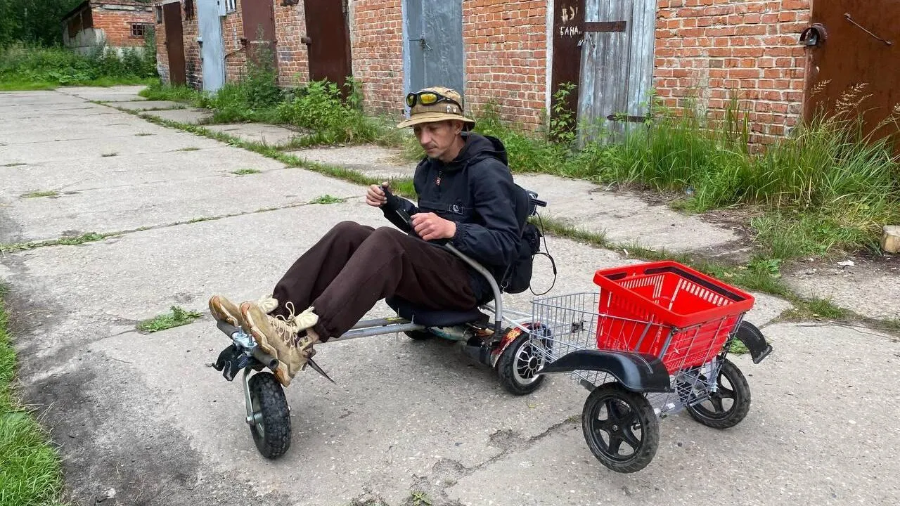 Подмосковный умелец изобрел экотранспорт для езды по деревне