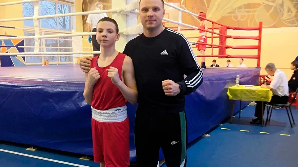 Матвей Воропаев (слева) и его наставник Николай Ионов (справа)/Фото: ДС «Зарайск»