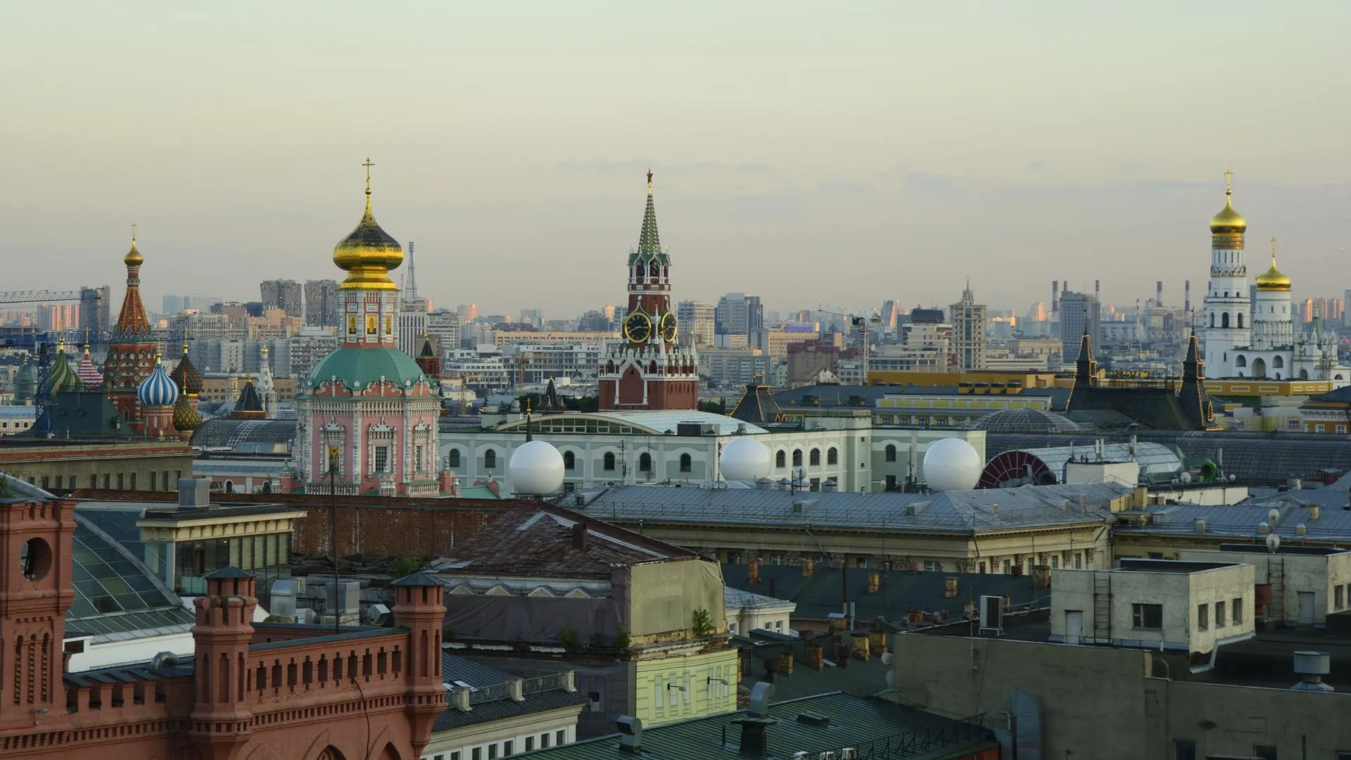 Минфин потребовал приостановить права иностранцев в «Русском стандарте»