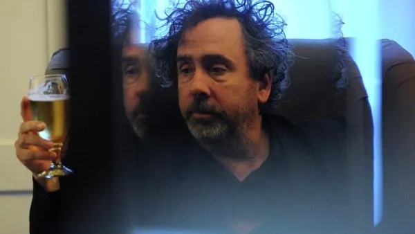 Тим Бертон планирует снять новый сериал о семейке Аддамс