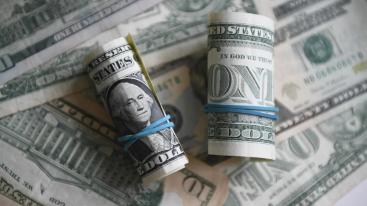 Широв: Америка скомпрометировала свой доллар и валюту развитых стран