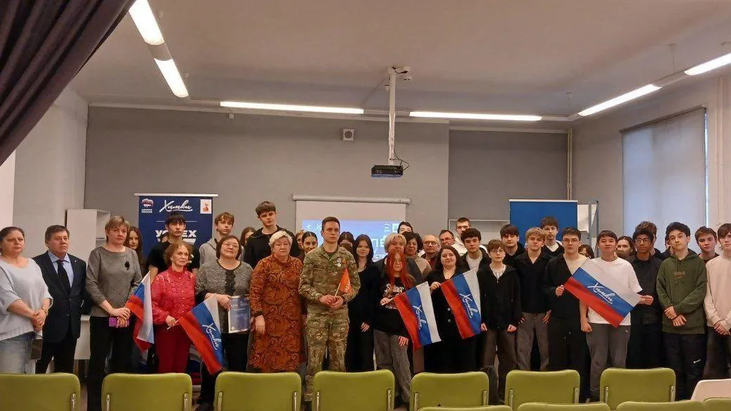 В подмосковных Химках состоялся кинопоказ к 50-летию фильма «Аты-баты, шли солдаты»