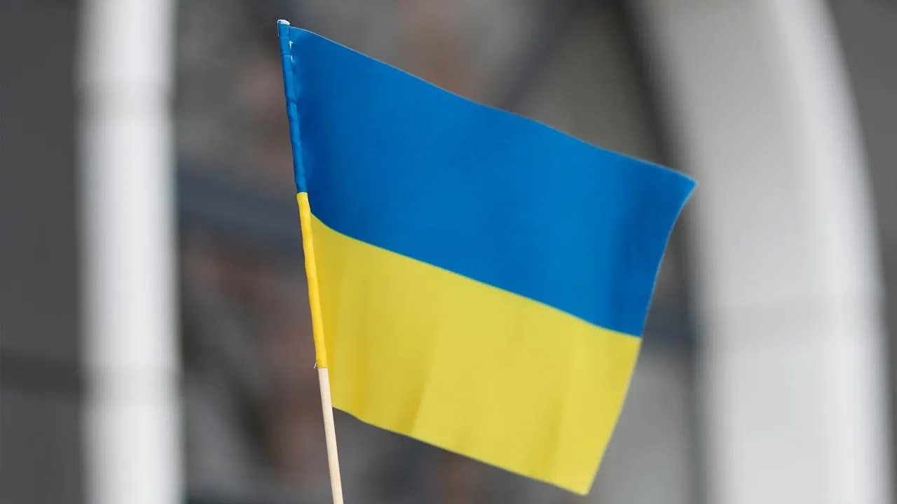 Украина приостанавливает выплаты по внешнему долгу