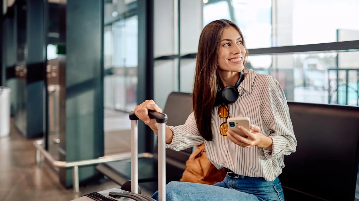 Эксперт: в будущем ИИ-агенты будут сами покупать билеты и строить маршруты