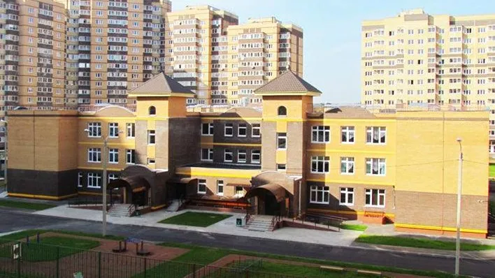 Трехэтажный детсад с бассейном построили в Щелковском районе