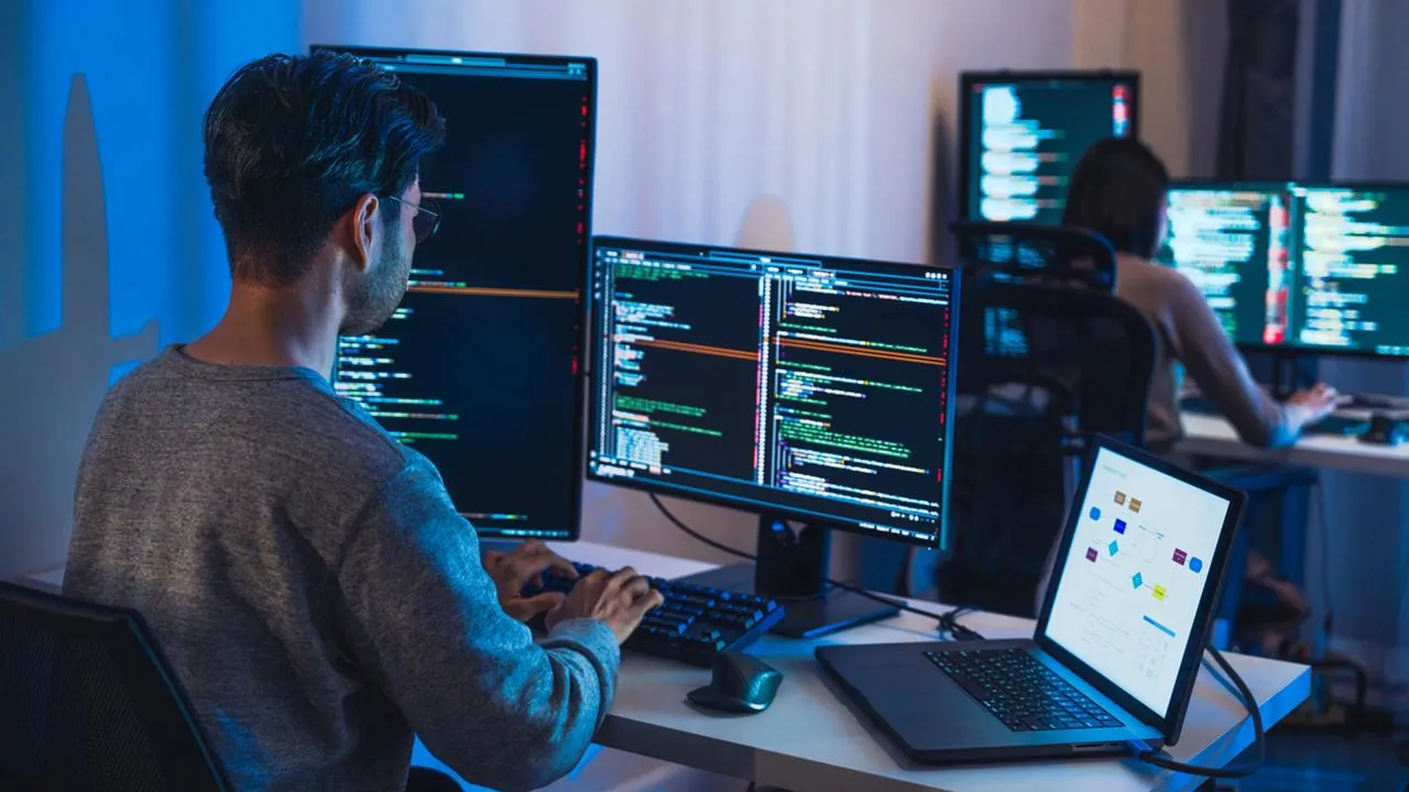 istockphoto.com/Weedezign