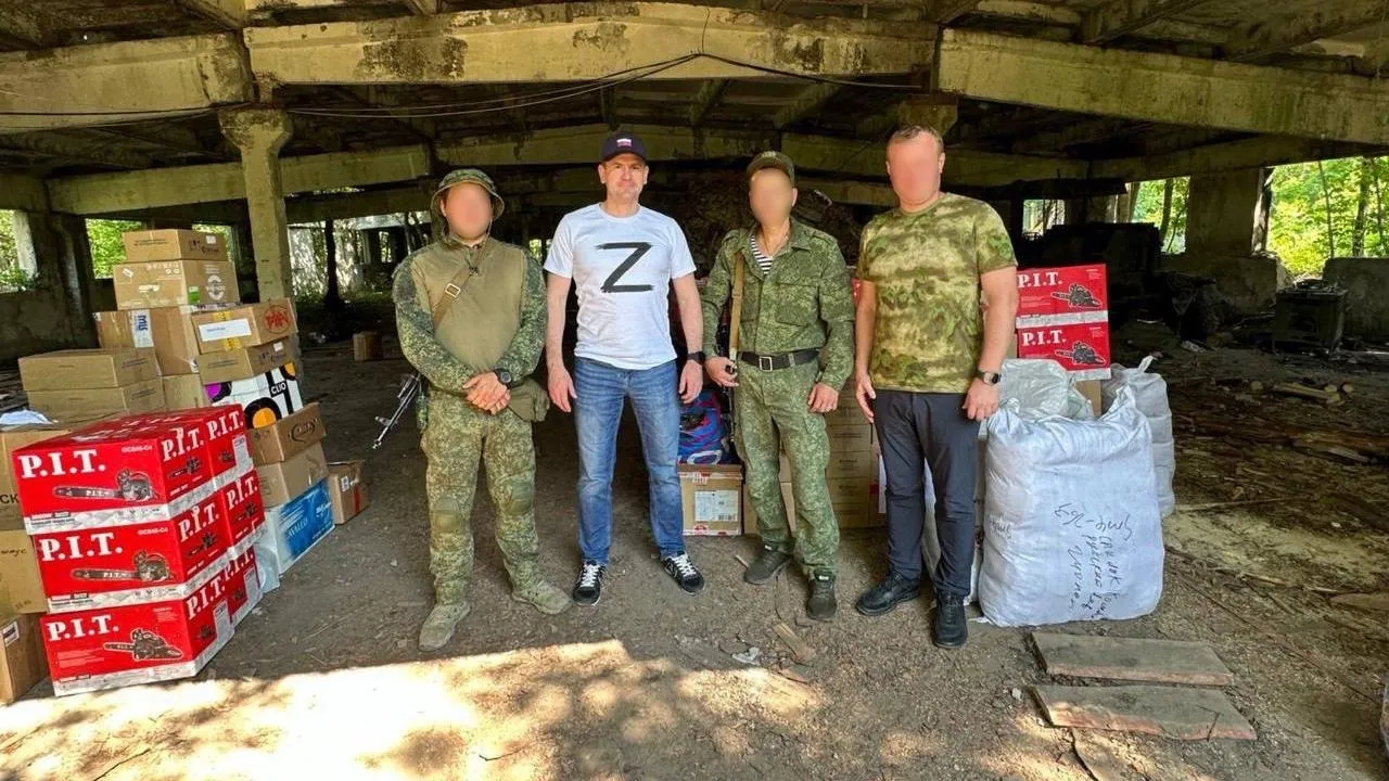 Депутат Госдумы Геннадий Панин доставил на передовую обмундирование и медикаменты