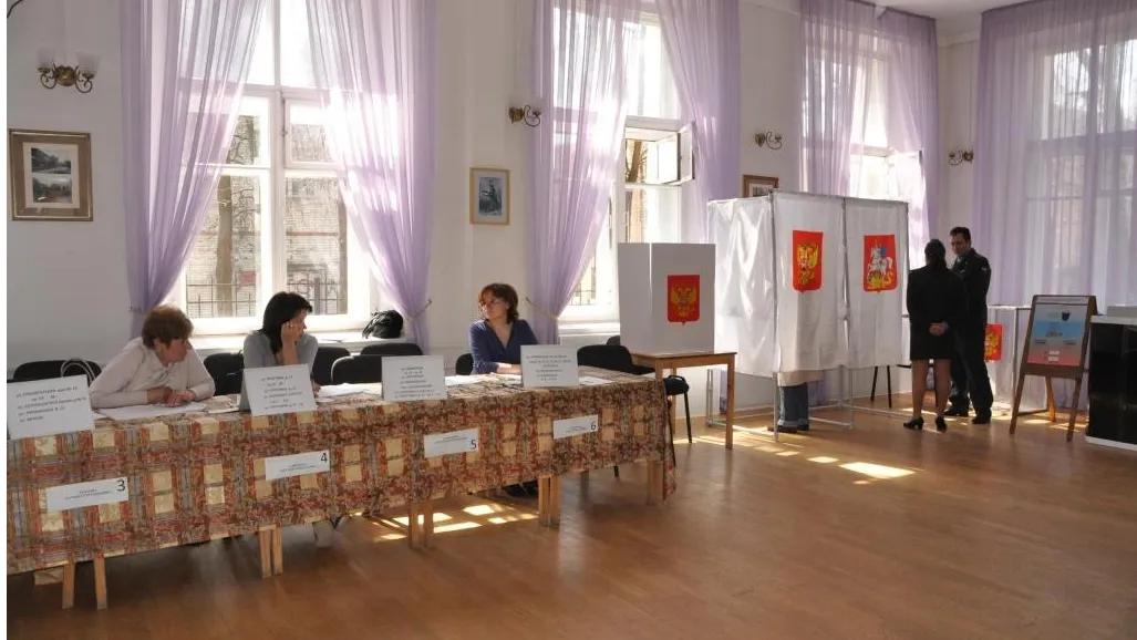 Избирательный участок №698, расположенный в ДДТ Звенигорода/фото: Ангелина Максимова, из архива "ЗВ"