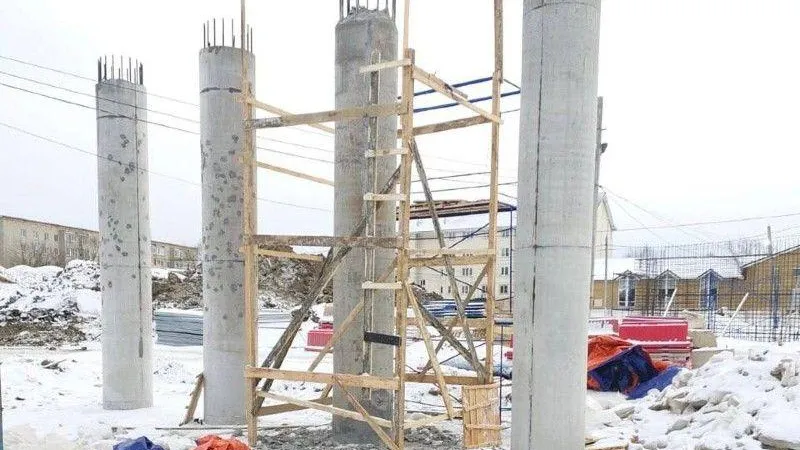 На путепроводе в Апрелевке приступили к устройству опор со стороны улицы Самохина
