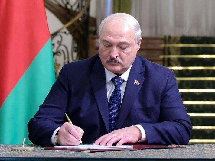 Стало известно, откажется ли Лукашенко от очередного президентского срока