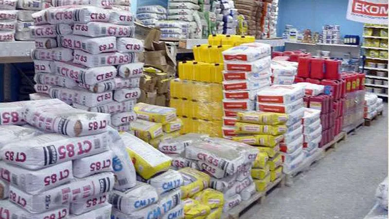 Жительница Подмосковья устроила строительный рынок на своем участке