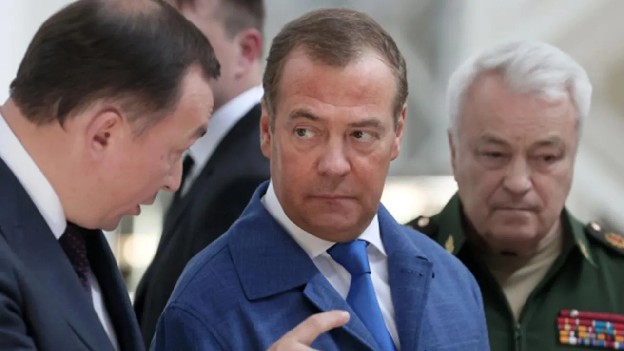 Медведев уверен, что мятеж был запланированной операцией по захвату российской власти