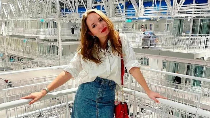 la.ratnikova