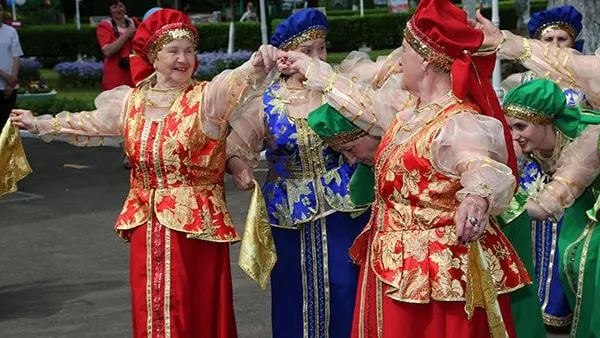 Внуки подождут: в Егорьевске прошел ретрофестиваль для областных пенсионеров