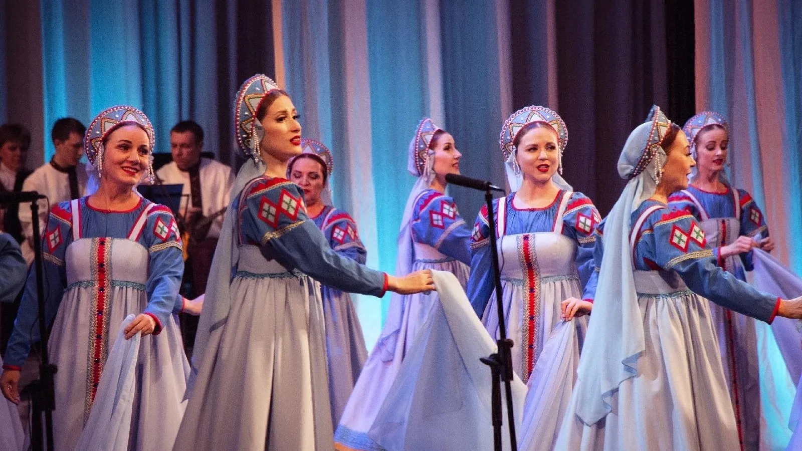 Сольный концерт Волжского хора, посвященный 125-летию П.М. Милославова в Самаре (композиция о Стеньке Разине).