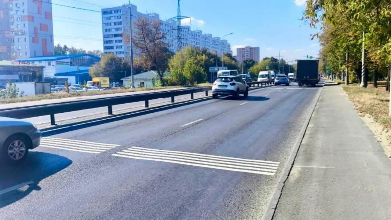 Шумовые полосы начали обустраивать на дорогах Подмосковья
