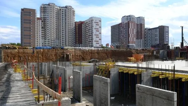 Продажи девелоперов в Подмосковье упали на 40%