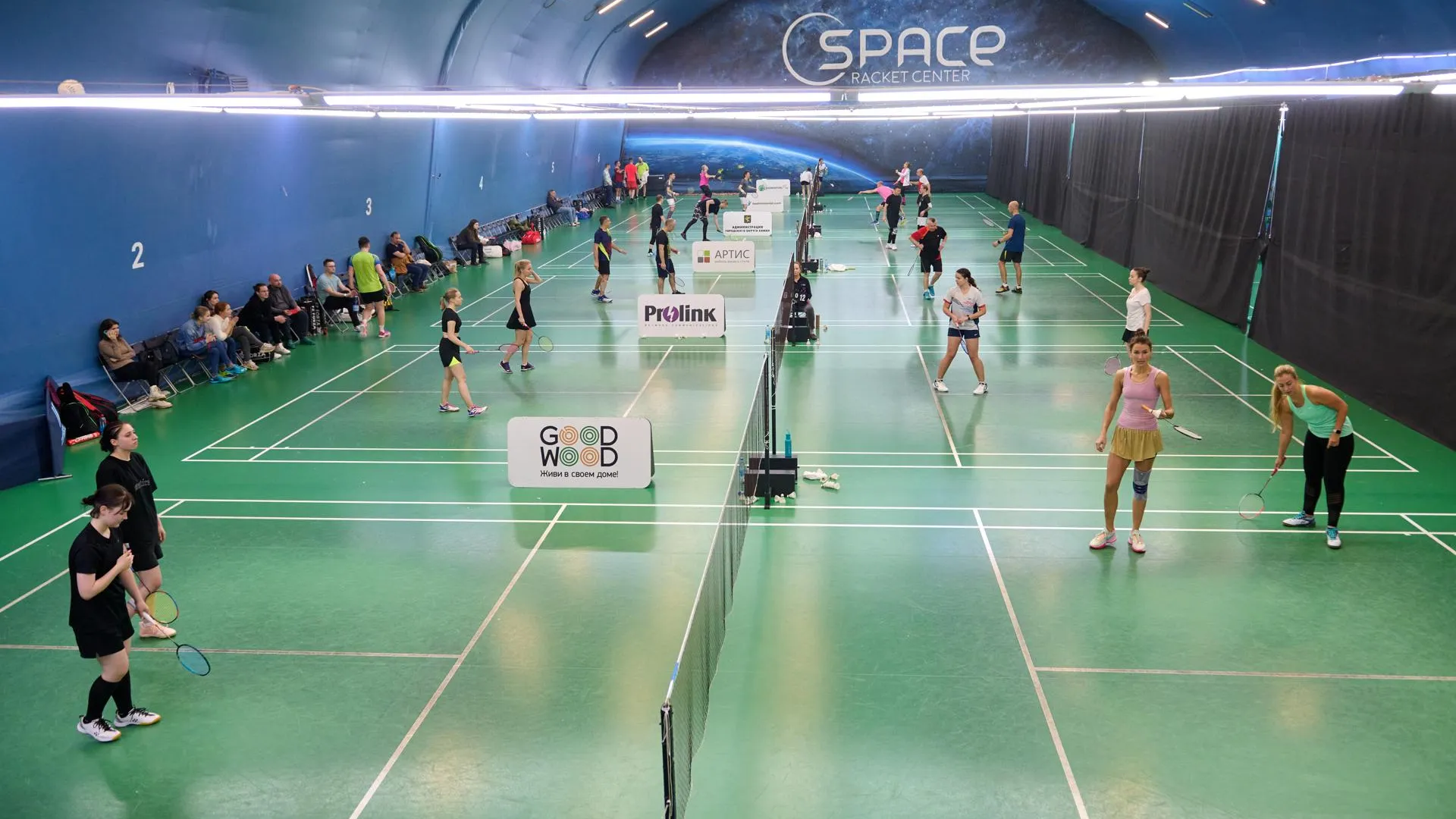 В Химках прошел турнир по бадминтону «RSL Open»