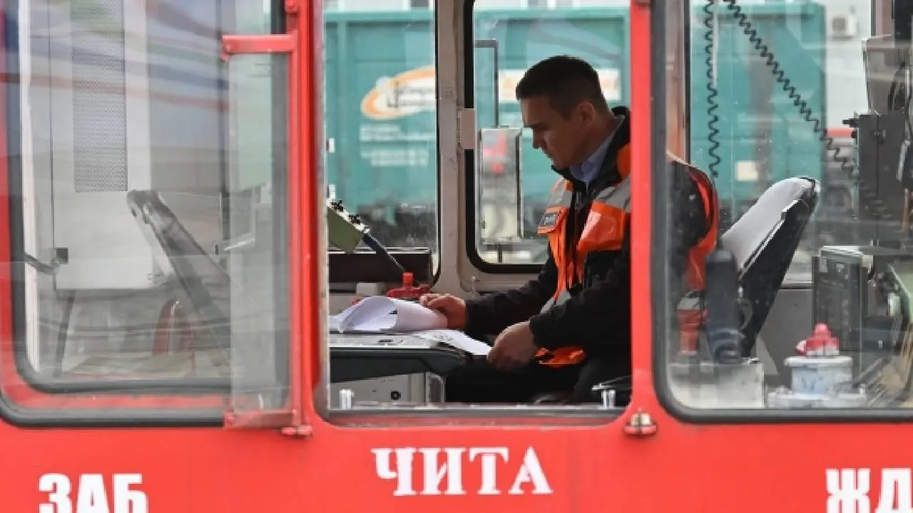 Движение поездов восстановлено