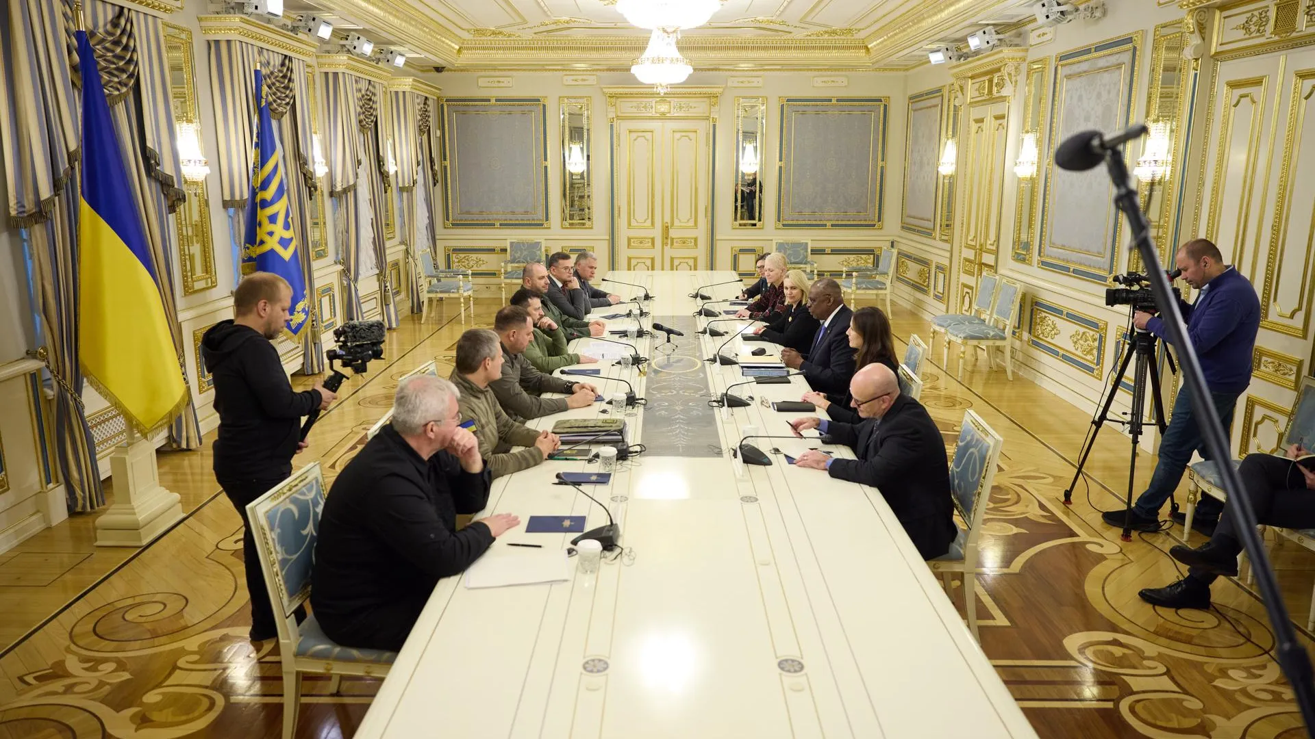 Ukrainian Presidential Press Off