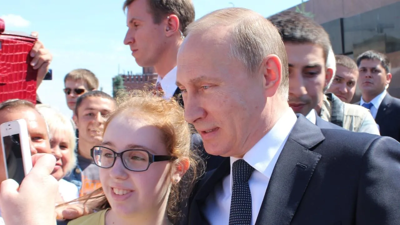 SCMP: Путин одержал победу над Западом, не дав ему сокрушить экономику РФ