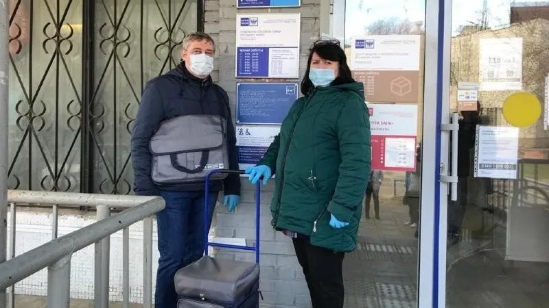«Выходим на работу в любую погоду»: подмосковные почтальоны трудятся в штатном режиме