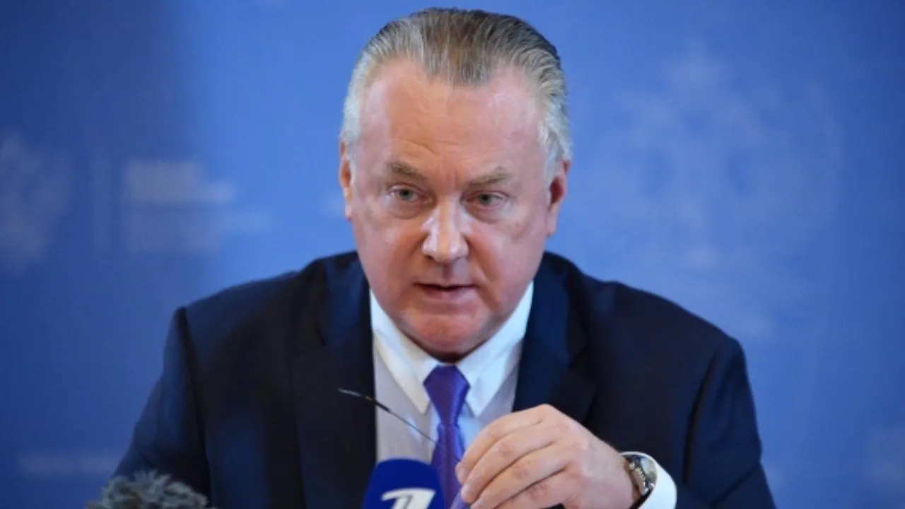 Российский дипломат рассказал о призывах к предательству со стороны Запада