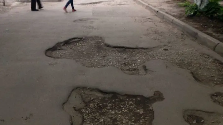 Почти 1,5 тыс ям ликвидировали на дорогах в Электростали