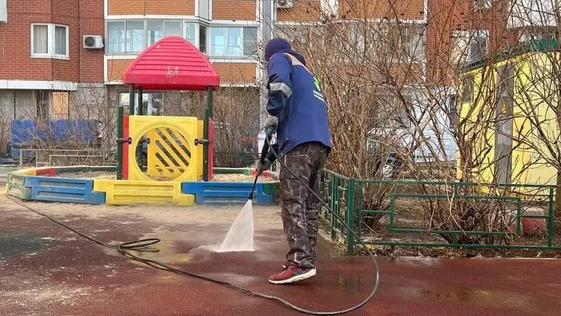 Месяц чистоты и благоустройства продолжается в Подмосковье