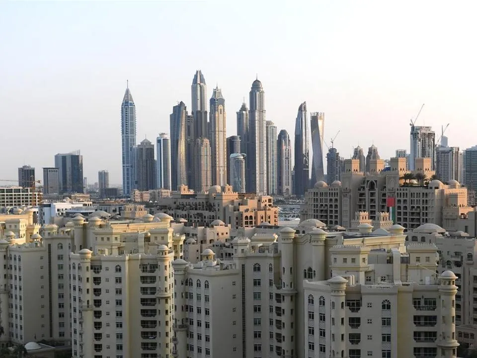 «Низкие платежи и гибкие сроки»: россияне стали чаще покупать жилье в Дубае