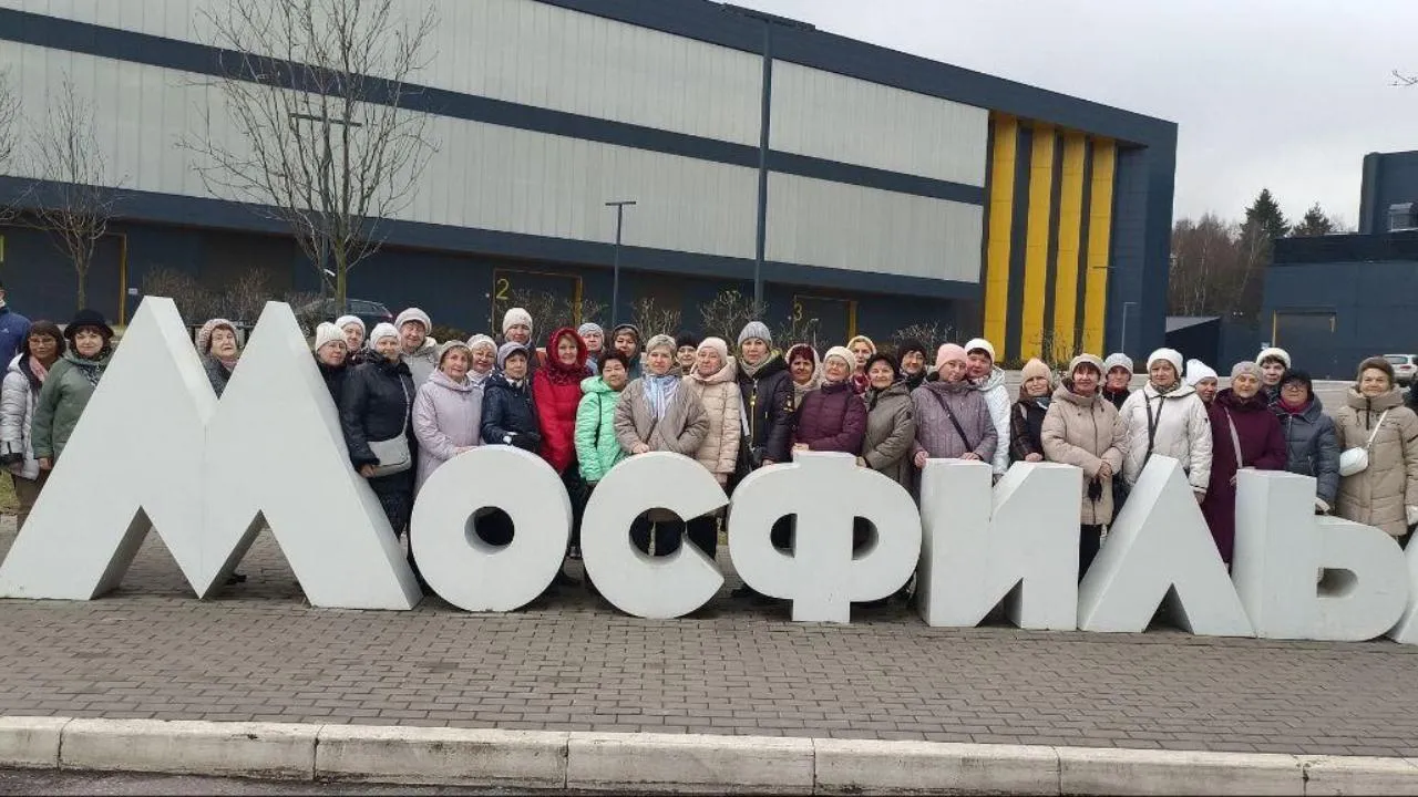 Администрация Подольска предоставила автобусы участникам «Активного долголетия» для посещения «Мосфильма»