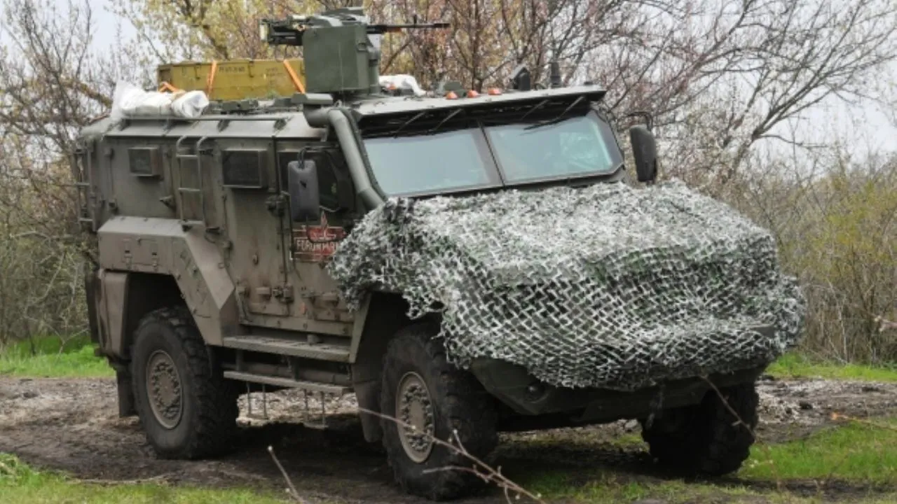 Российская компания представит беспилотный автомобиль для штурмовых групп