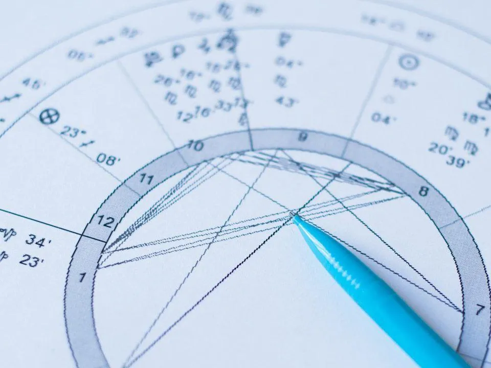 «Усилит соблазн»: астролог рассказала, как соединение Луны с Юпитером повлияет на финансовую сферу