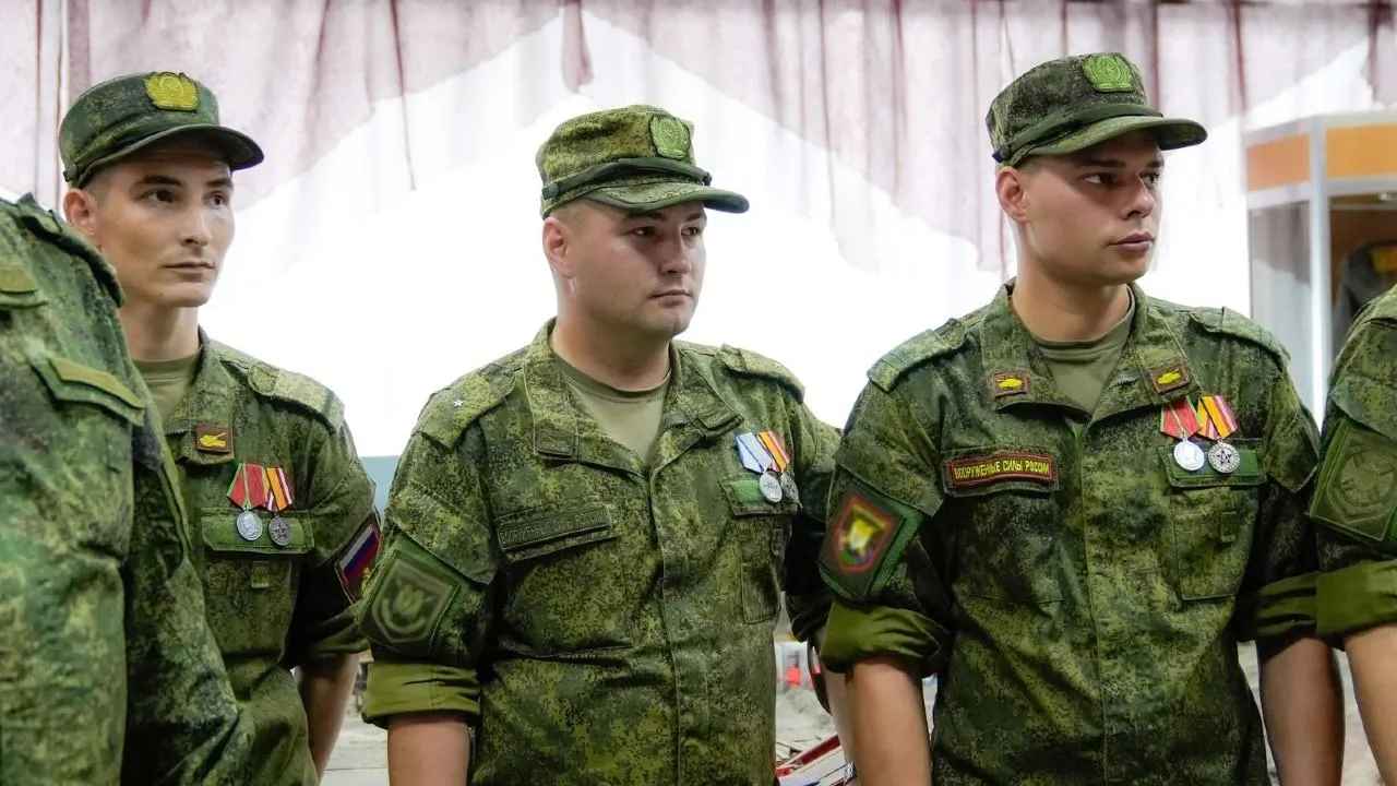 Различные меры соцподдержки доступны военнослужащим, заключившим контракт от Подмосковья