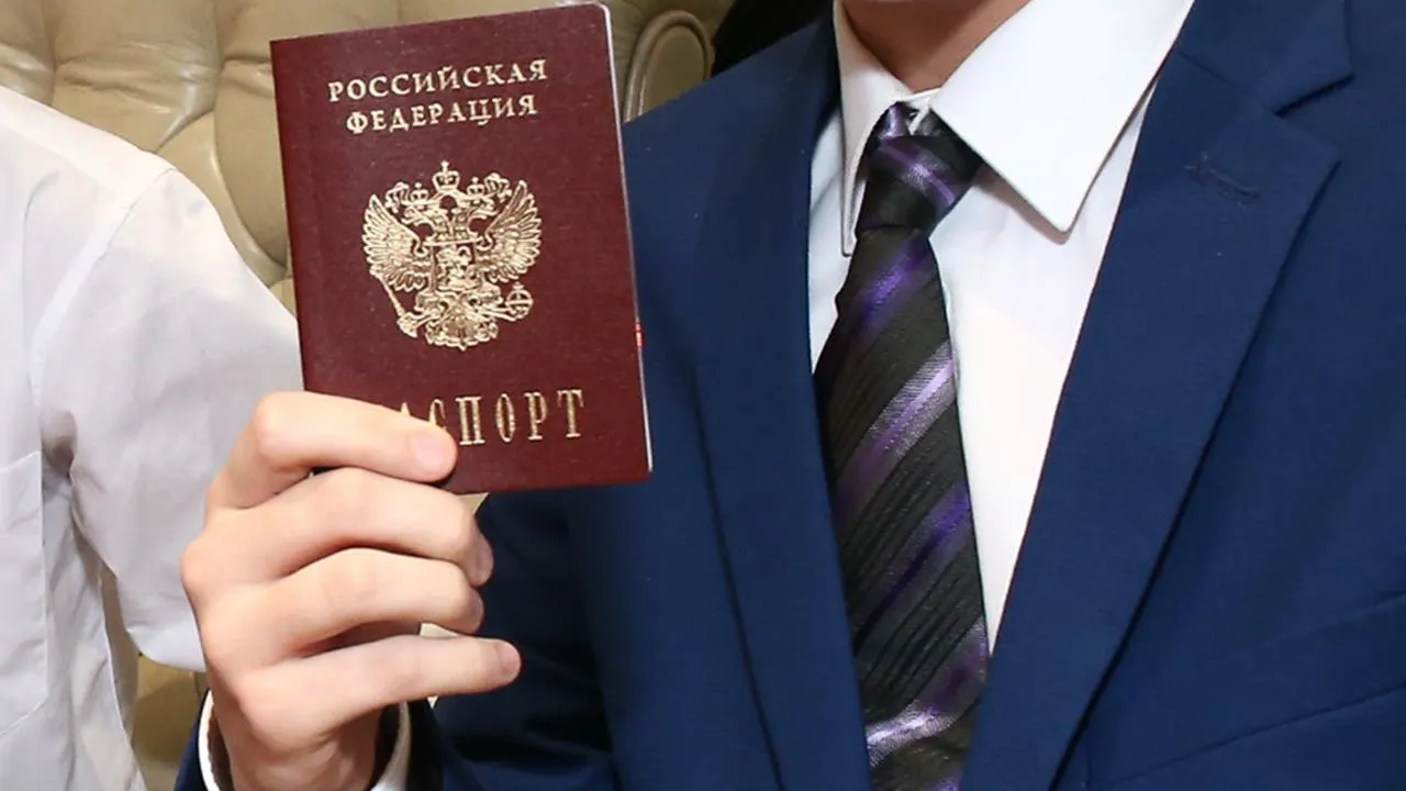 Россия потеряла прежние позиции в мировом рейтинге паспортов