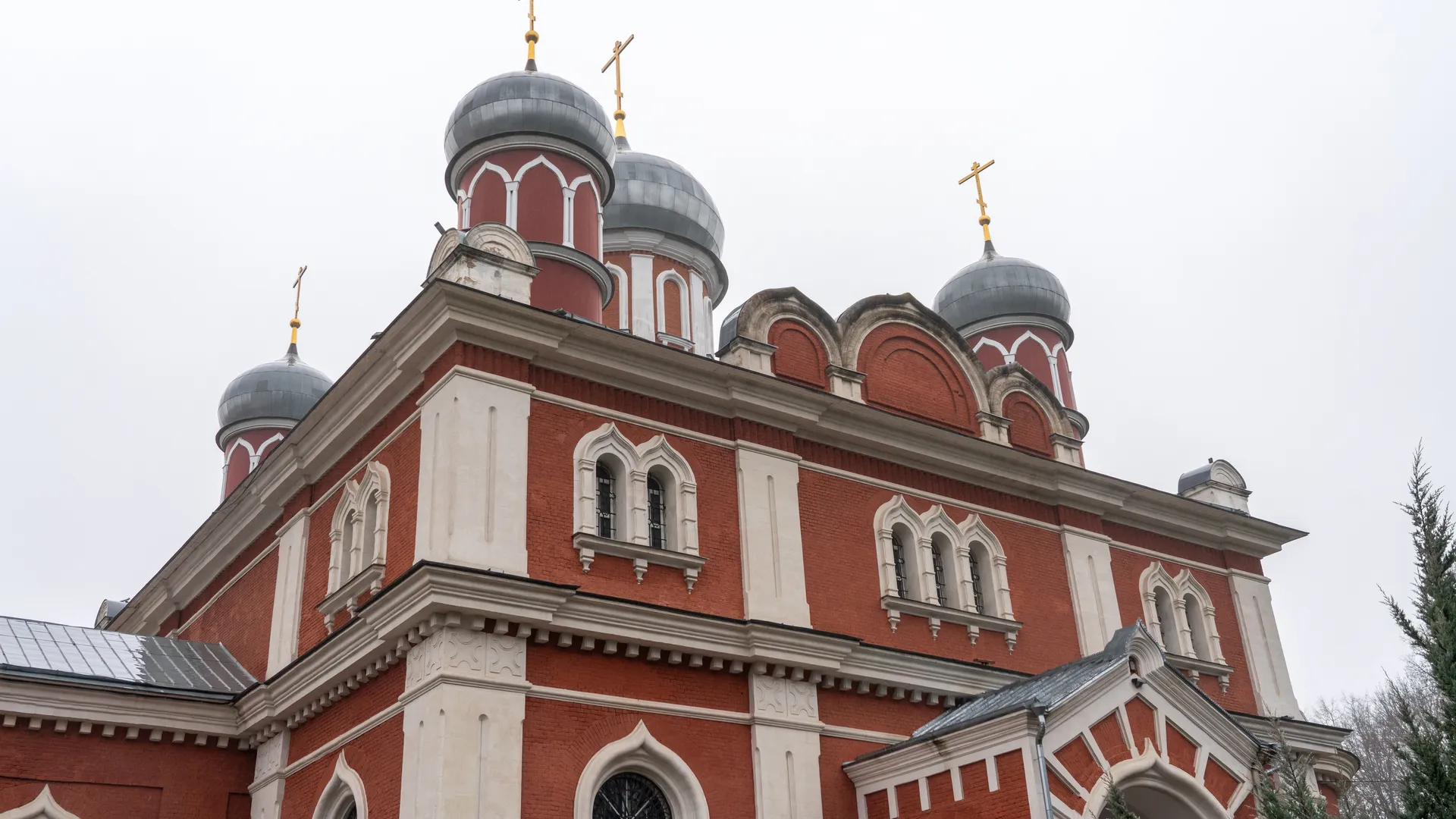 40 дней между мирами: что происходит с человеком после смерти по христианским правилам