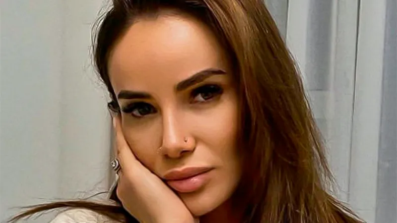 Айза рассказала о подробностях конфликта Гуфа с его женой