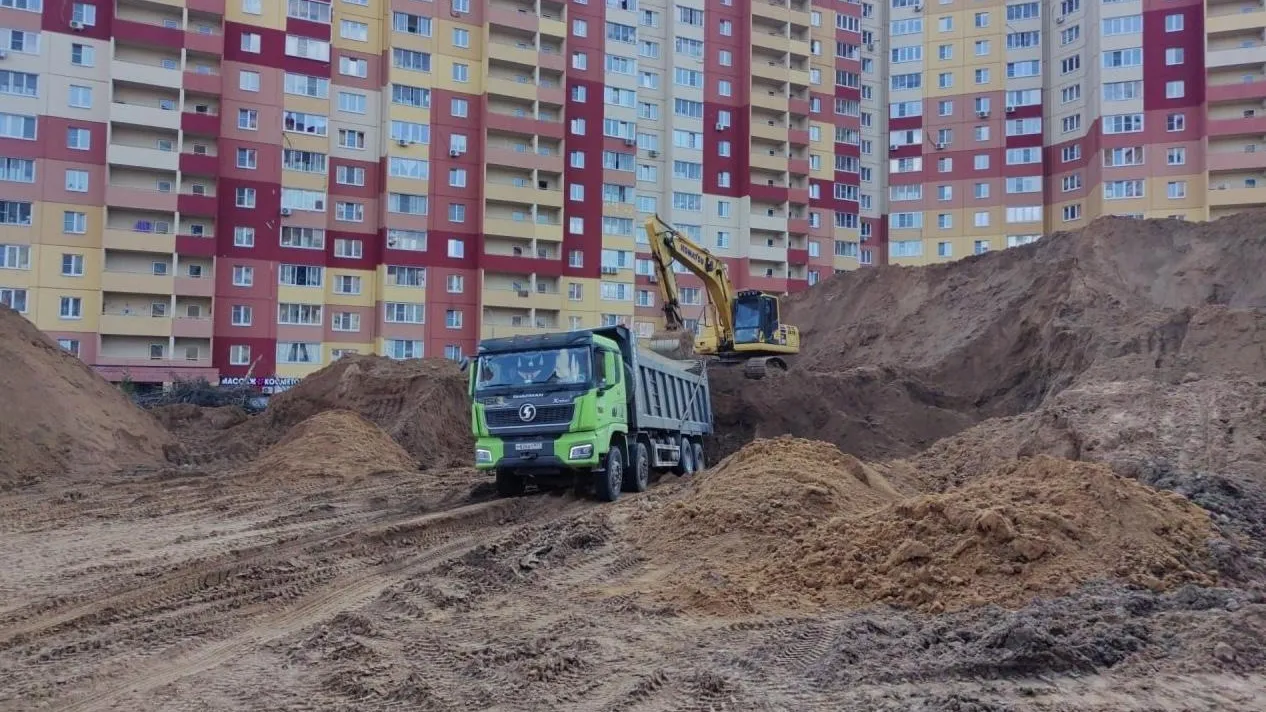 Строители приступили к устройству котлована школы в ЖК «Новые Островцы» в Раменском
